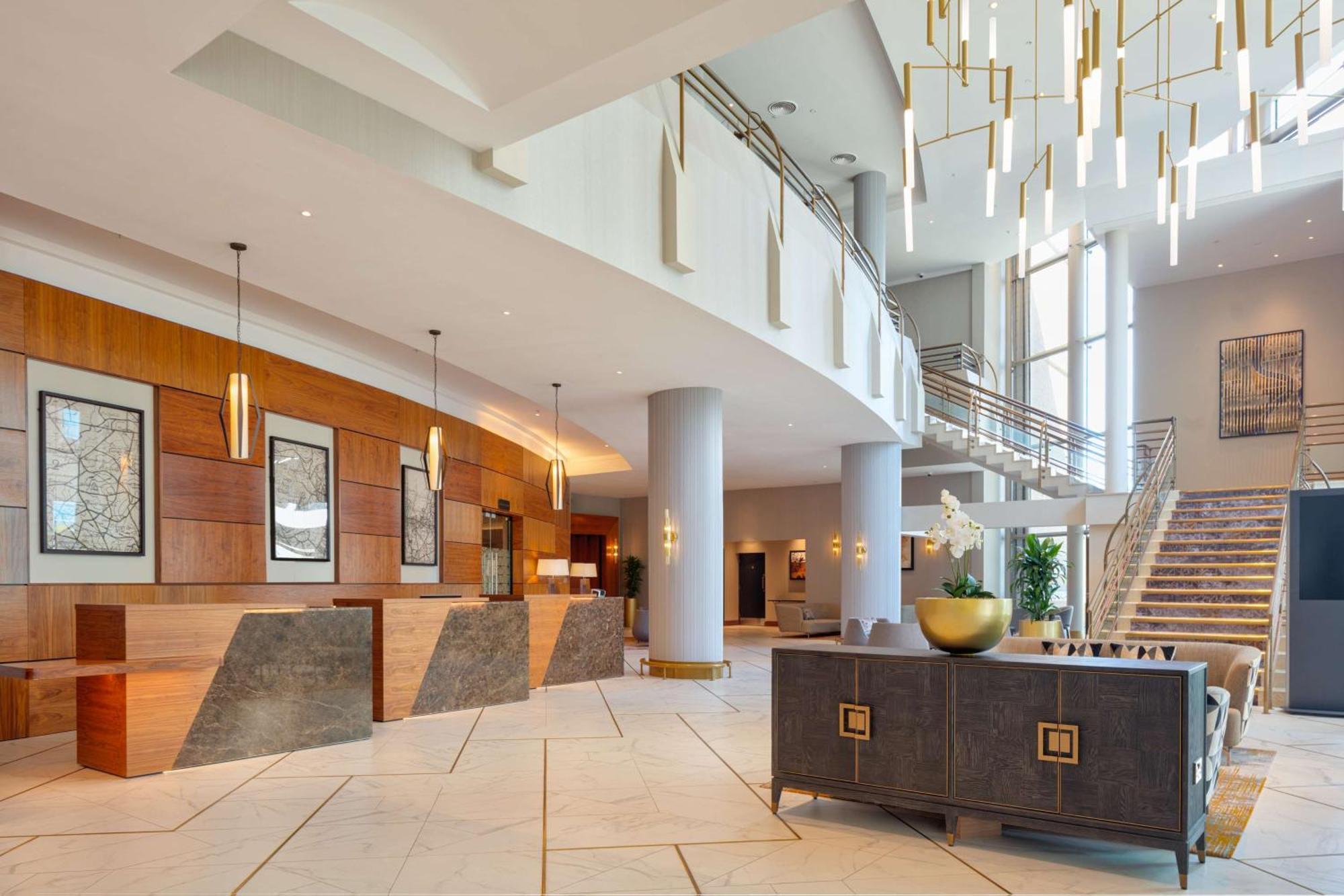 Hilton Belfast Hotel Екстериор снимка The lobby of the hotel